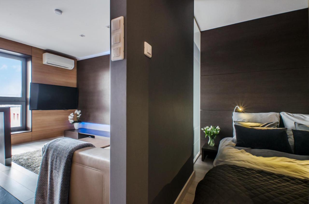 Lupoapartments Z Jacuzzi Pole Dance Leczycka 29 Klimatyzacja Parking Dostep Na Kod Лодз Екстериор снимка