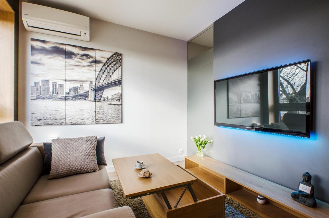 Lupoapartments Z Jacuzzi Pole Dance Leczycka 29 Klimatyzacja Parking Dostep Na Kod Лодз Екстериор снимка
