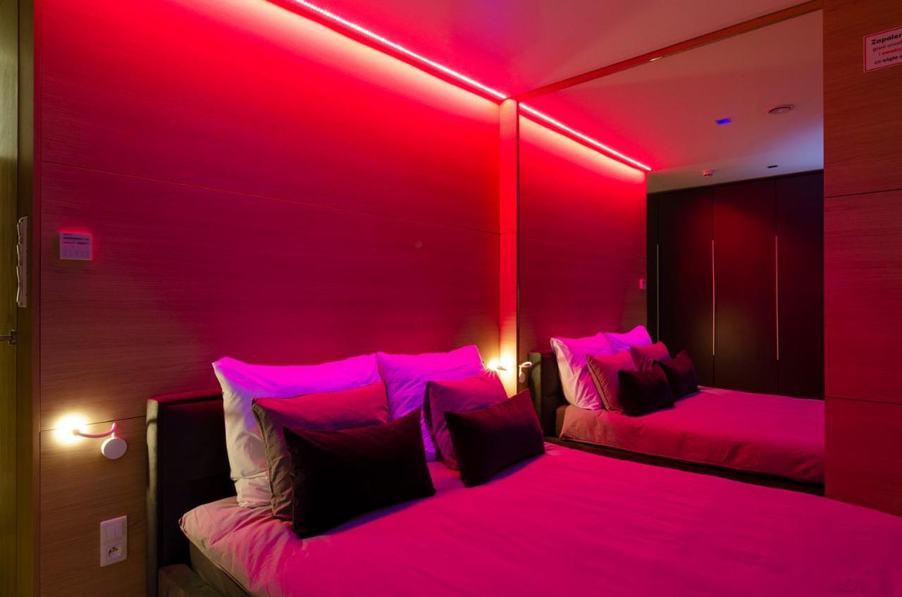 Lupoapartments Z Jacuzzi Pole Dance Leczycka 29 Klimatyzacja Parking Dostep Na Kod Лодз Стая снимка