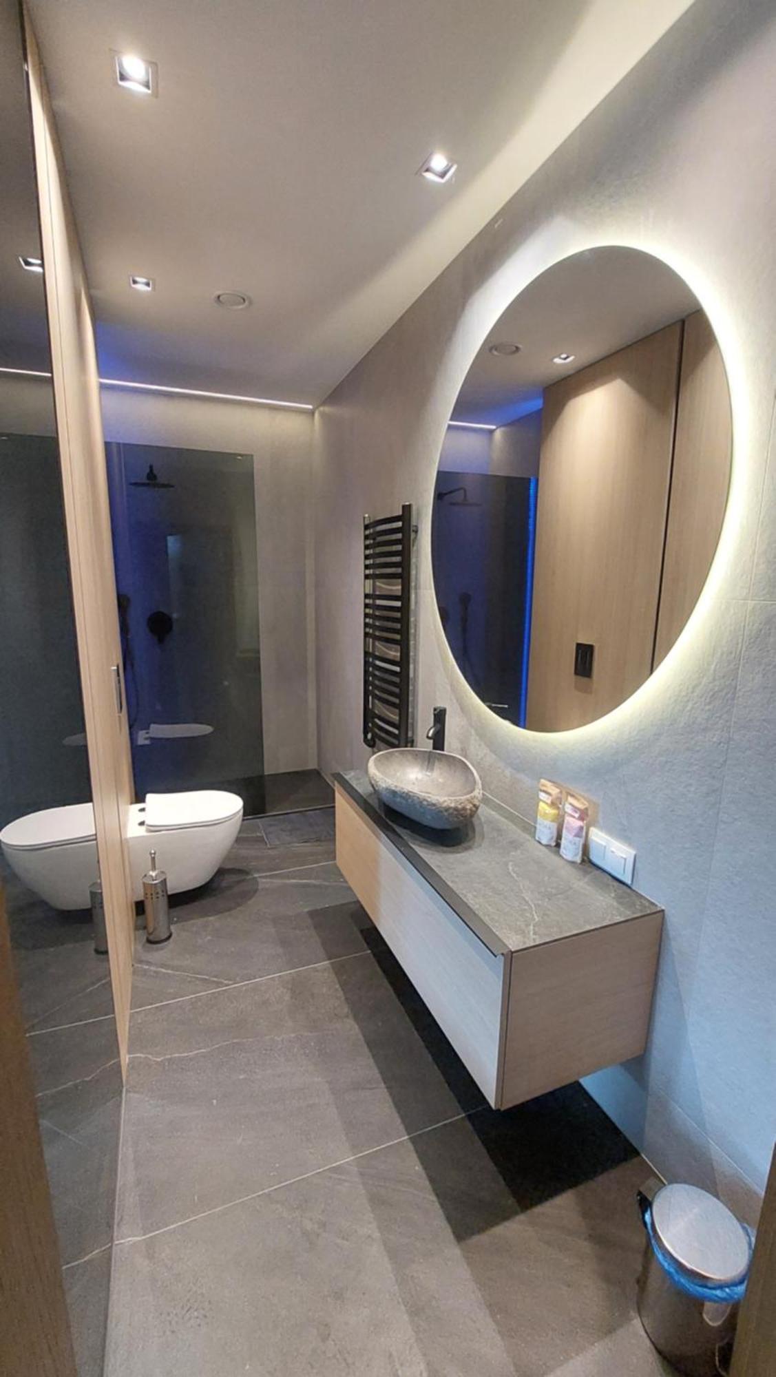 Lupoapartments Z Jacuzzi Pole Dance Leczycka 29 Klimatyzacja Parking Dostep Na Kod Лодз Екстериор снимка