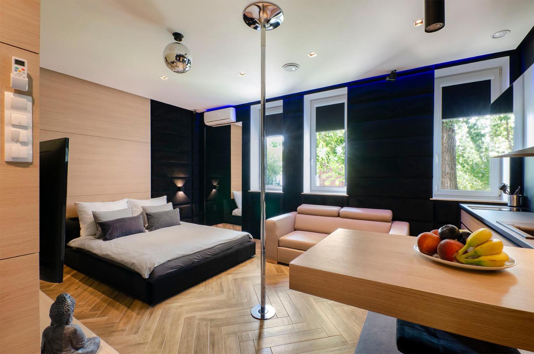Lupoapartments Z Jacuzzi Pole Dance Leczycka 29 Klimatyzacja Parking Dostep Na Kod Лодз Екстериор снимка