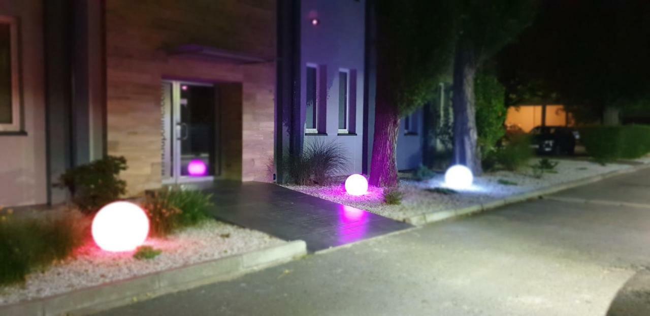 Lupoapartments Z Jacuzzi Pole Dance Leczycka 29 Klimatyzacja Parking Dostep Na Kod Лодз Екстериор снимка